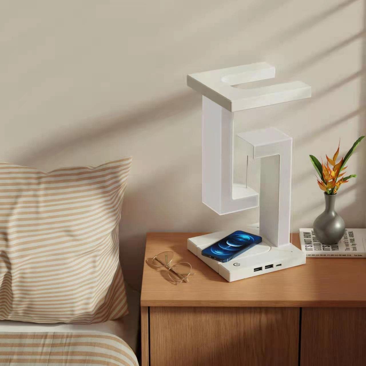 Creative Floating Balance Lamp – Smartphone Wireless Charging Suspension Table Lamp for Home Bedroom